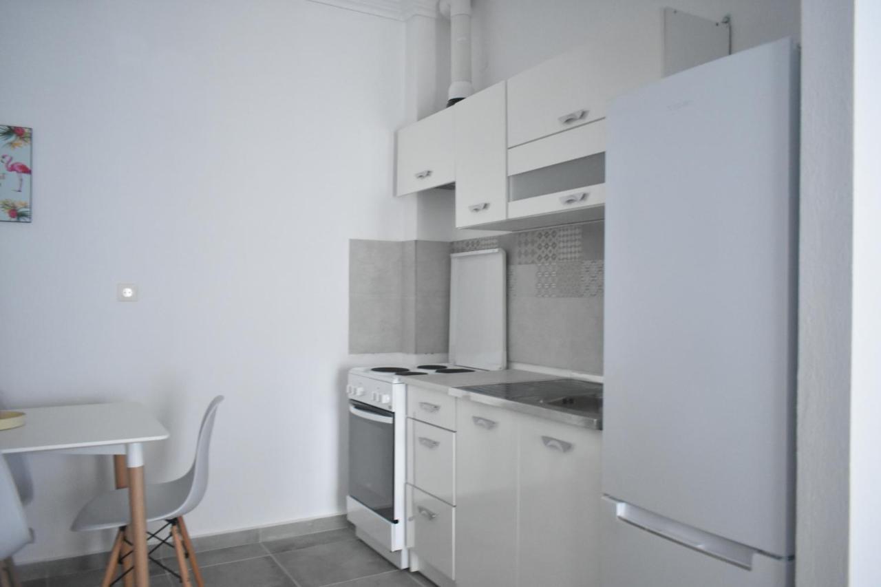 ניאה אירקליה Seaside Apartments מראה חיצוני תמונה