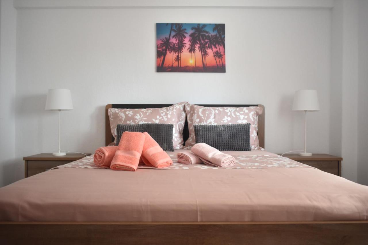 ניאה אירקליה Seaside Apartments מראה חיצוני תמונה