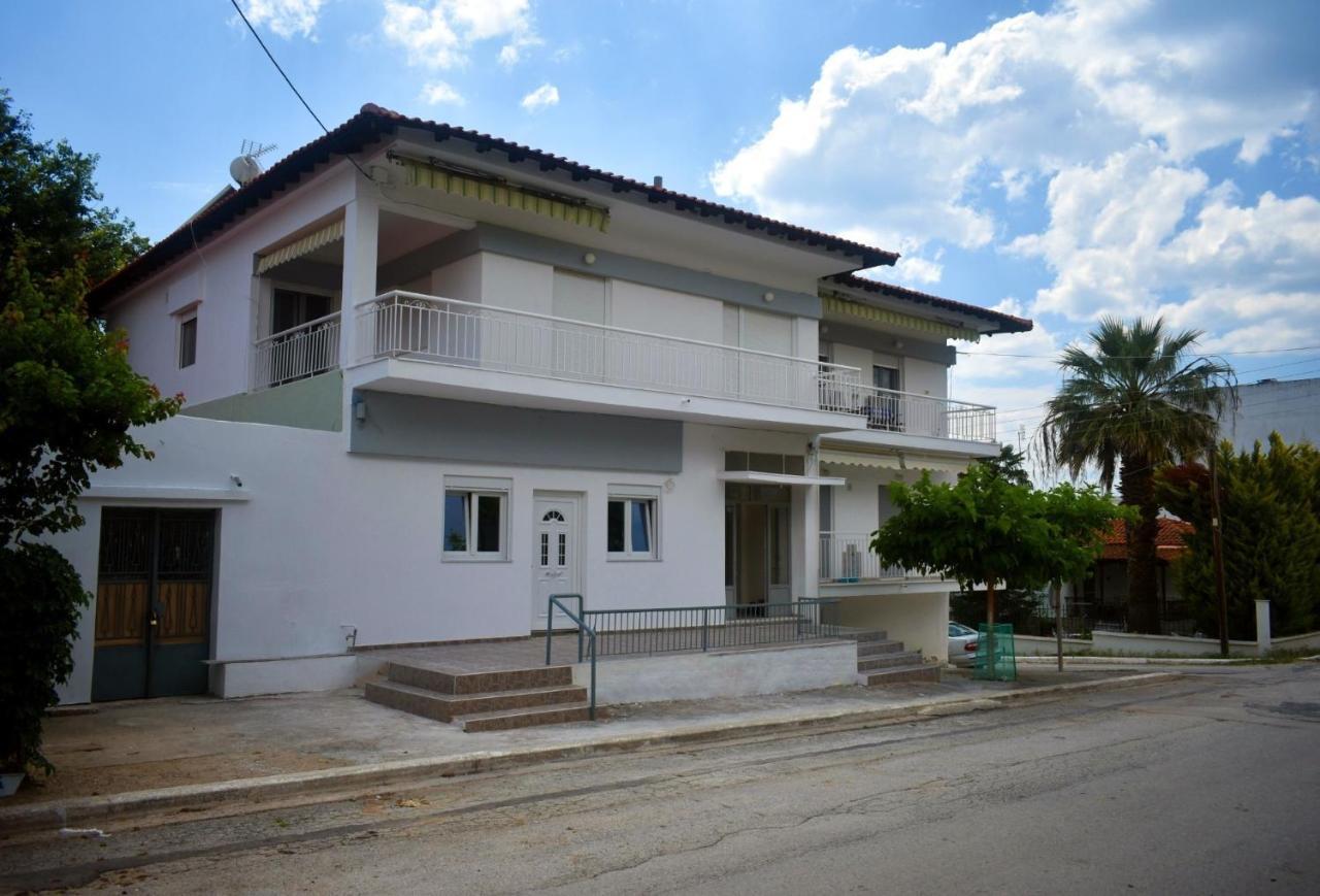 ניאה אירקליה Seaside Apartments מראה חיצוני תמונה