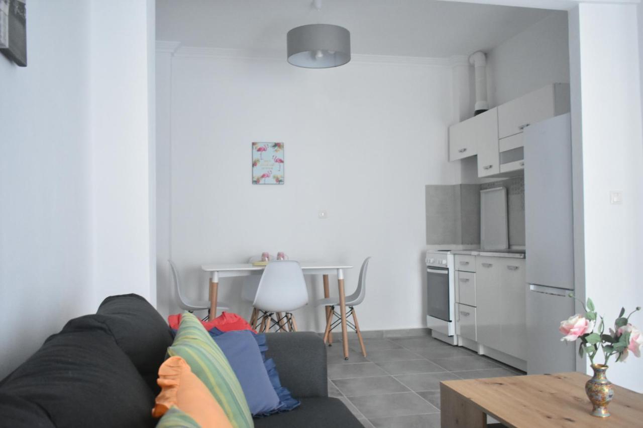 ניאה אירקליה Seaside Apartments מראה חיצוני תמונה