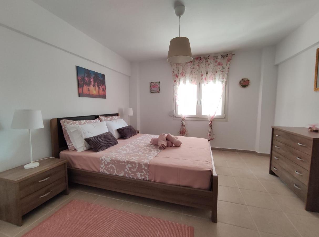ניאה אירקליה Seaside Apartments מראה חיצוני תמונה