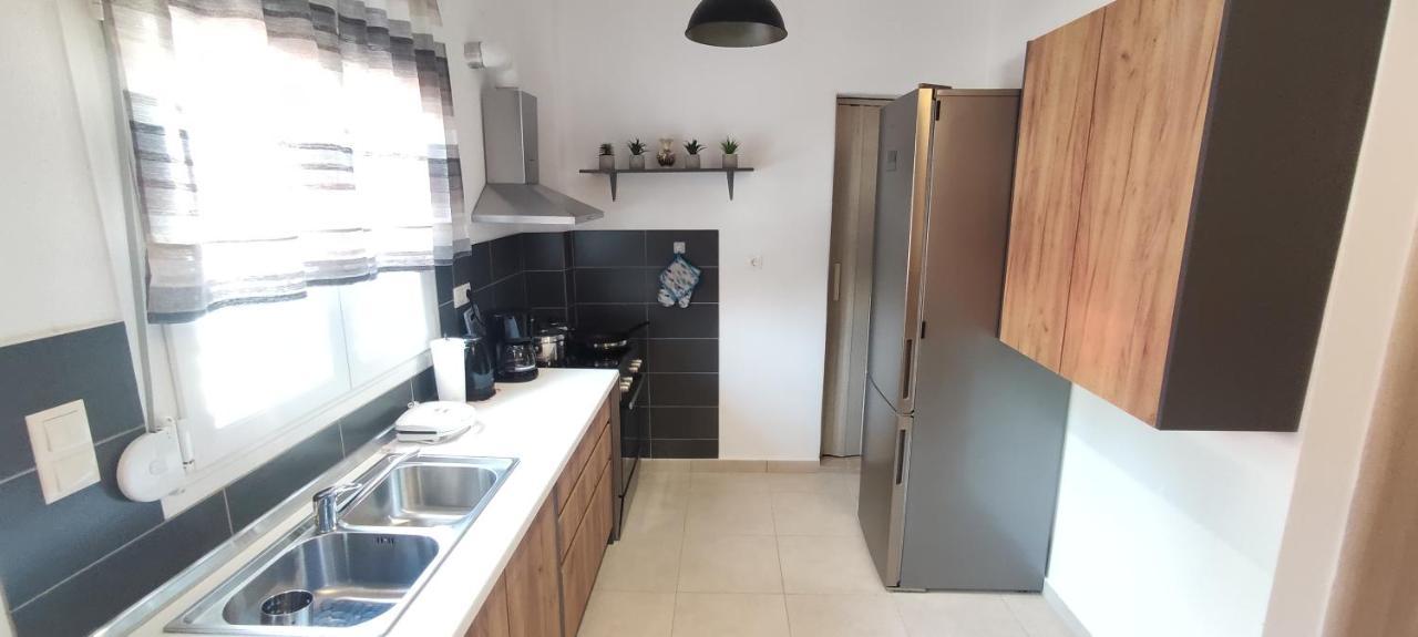 ניאה אירקליה Seaside Apartments מראה חיצוני תמונה